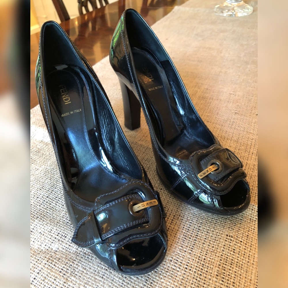 Fendi Peep-Toe Pumps